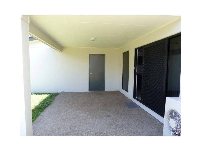 8 Bay Park Road, Wondunna QLD 4655