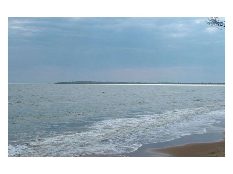1 Eagle Beach Parade, Dundowran Beach QLD 4655