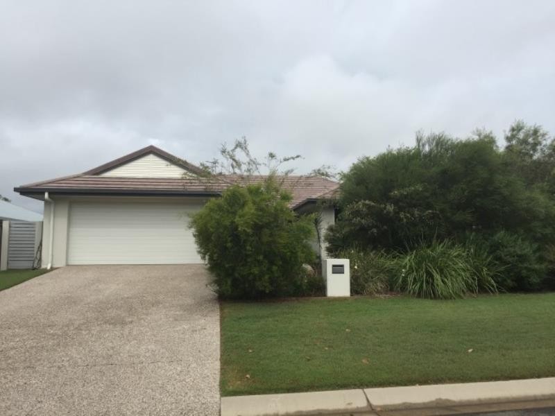 61 Parklands Blvd, Wondunna QLD 4655