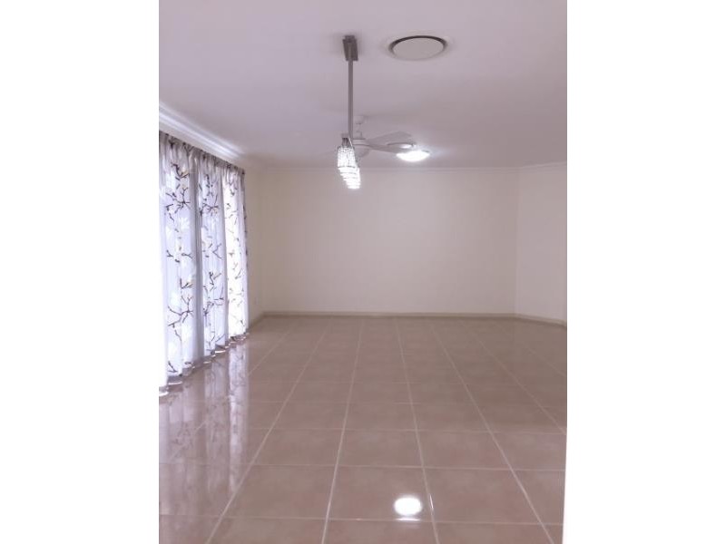 61 Parklands Blvd, Wondunna QLD 4655