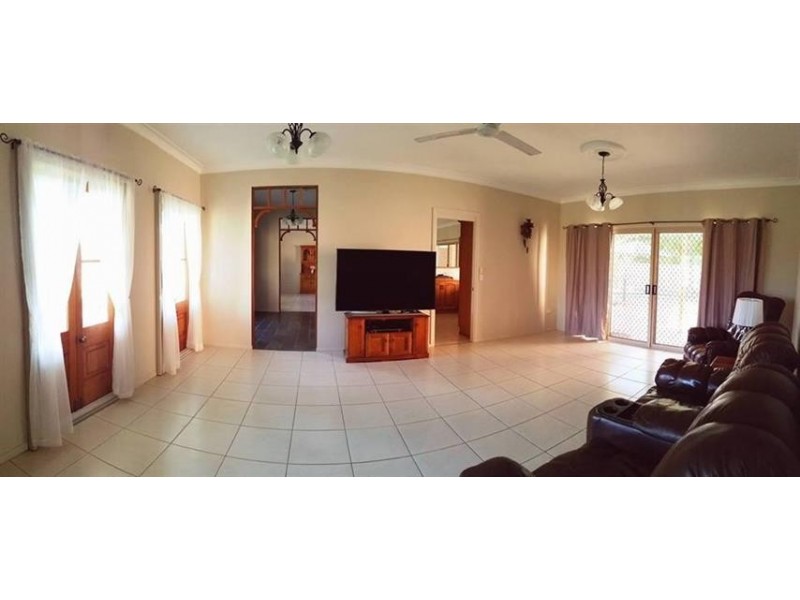 150 Barranjoey Drive, Sunshine Acres QLD 4655