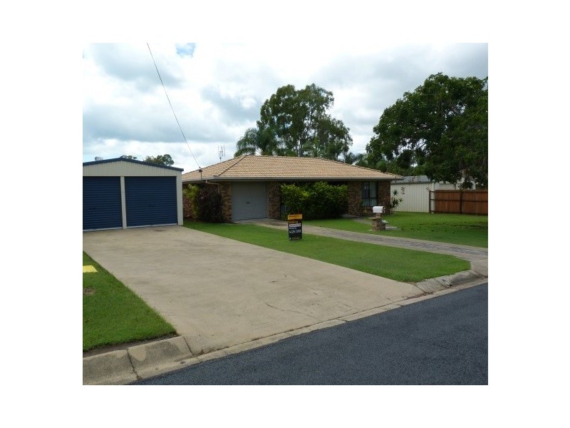 17 Harselaar Drive, Point Vernon QLD 4655