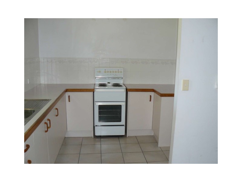 17 Harselaar Drive, Point Vernon QLD 4655