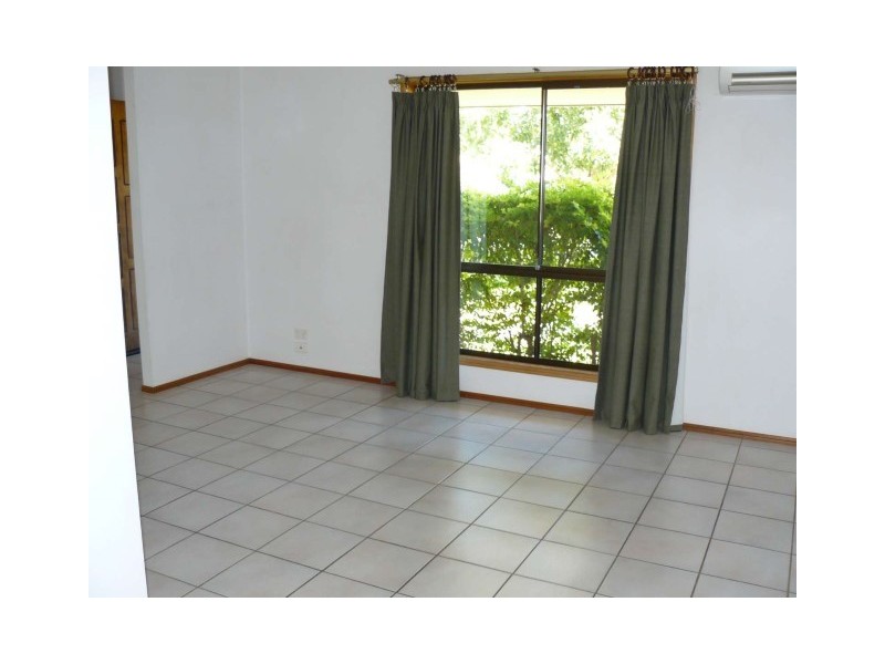 17 Harselaar Drive, Point Vernon QLD 4655