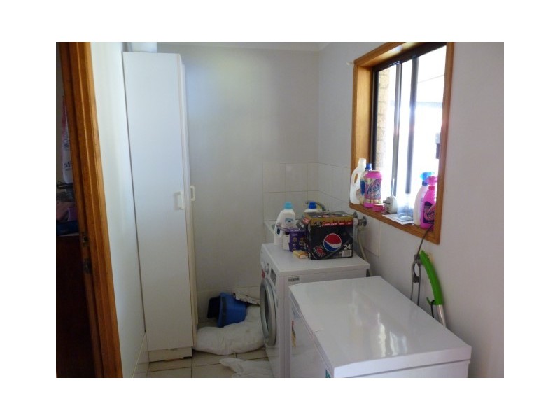 17 Harselaar Drive, Point Vernon QLD 4655