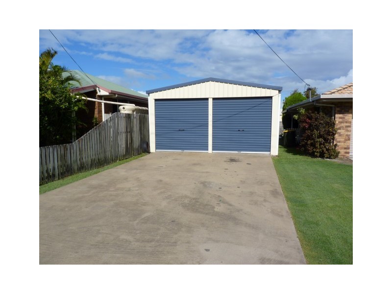 17 Harselaar Drive, Point Vernon QLD 4655