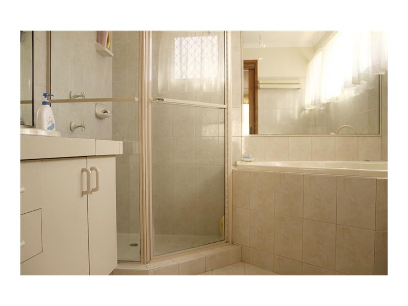 29 Royal Drive, Kawungan QLD 4655