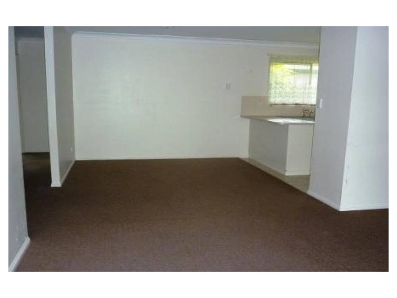 10 Gatakers Lane, Point Vernon QLD 4655