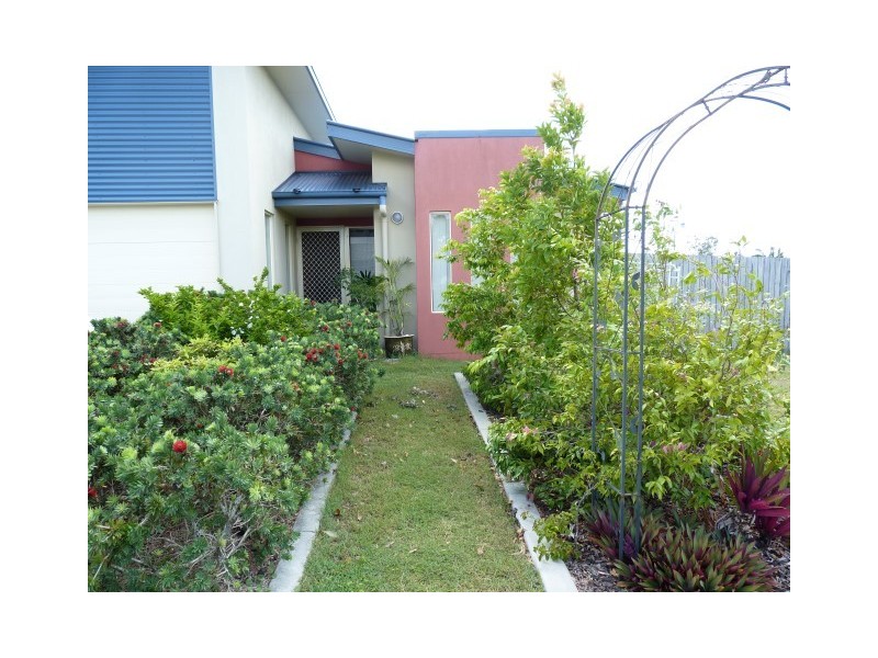 2 Memorial Street, Toogoom QLD 4655