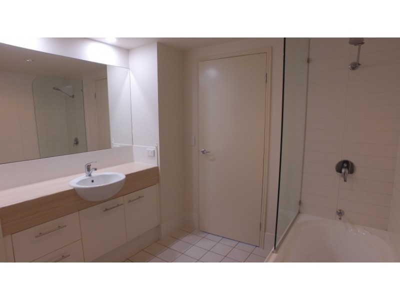 76/68 Pulgul Street, Urangan QLD 4655