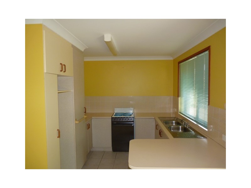 10 Pebble Court, Torquay QLD 4655