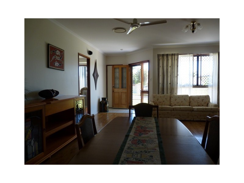 8 Eurong Avenue, Pialba QLD 4655