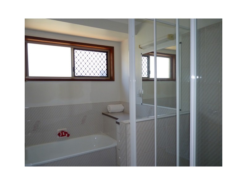 8 Eurong Avenue, Pialba QLD 4655