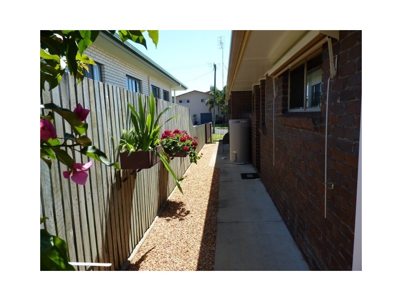 8 Eurong Avenue, Pialba QLD 4655