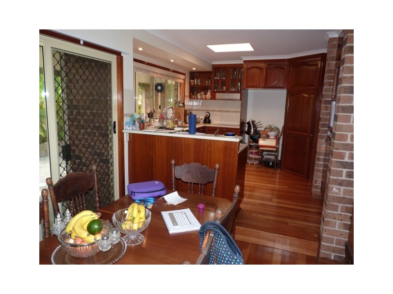 2 Hanover Drive, Urraween QLD 4655