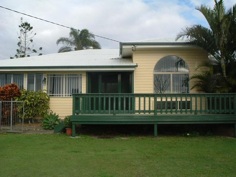 204 Esplanade, Pialba QLD 4655