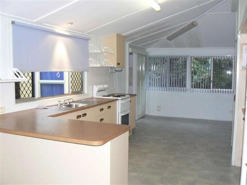 204 Esplanade, Pialba QLD 4655