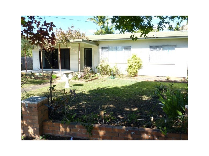 213 Cypress Street, Urangan QLD 4655