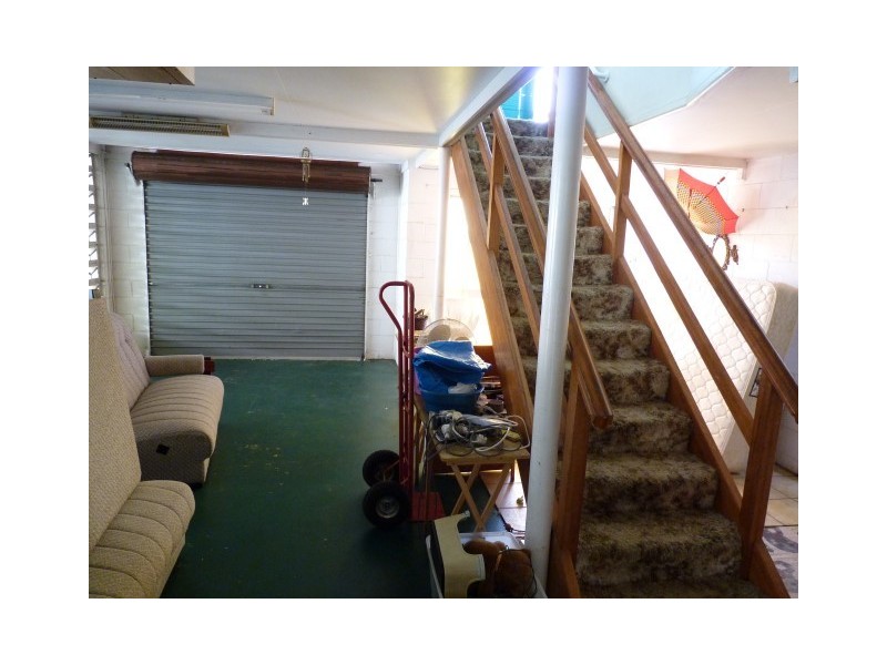 151 Cypress Street, Urangan QLD 4655