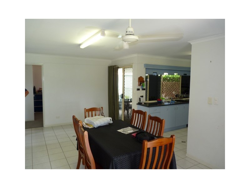 41 Michelle Drive, Point Vernon QLD 4655