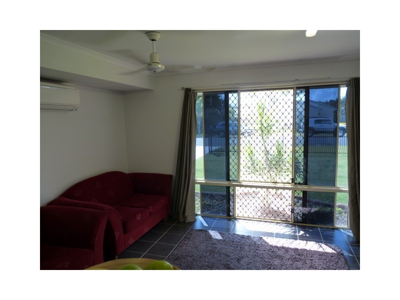 41 Michelle Drive, Point Vernon QLD 4655