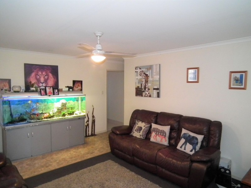 4 Rankin Street, Point Vernon QLD 4655