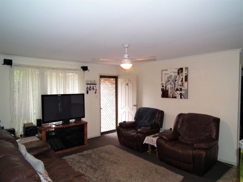 4 Rankin Street, Point Vernon QLD 4655