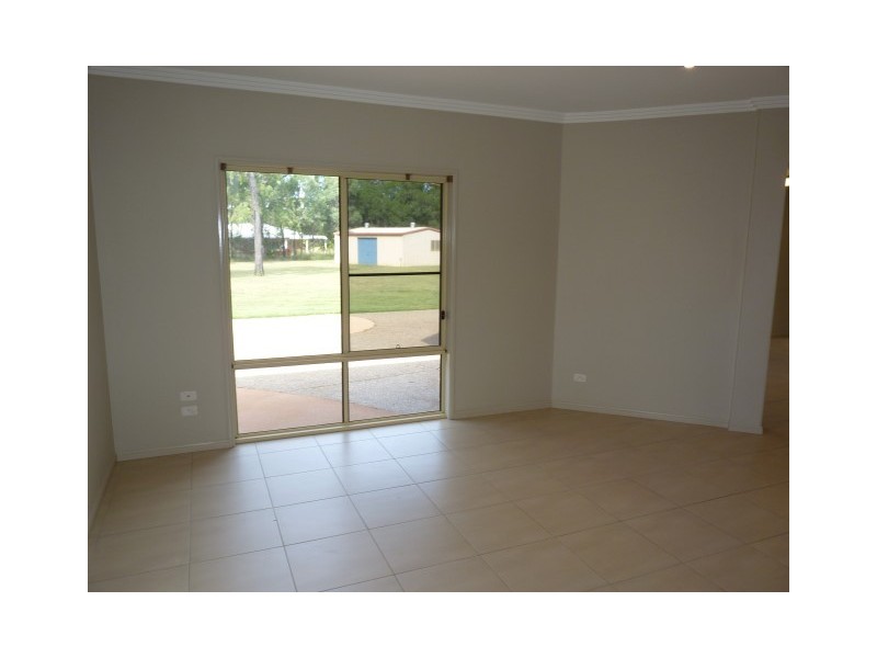 77 Beck Road, Urangan QLD 4655