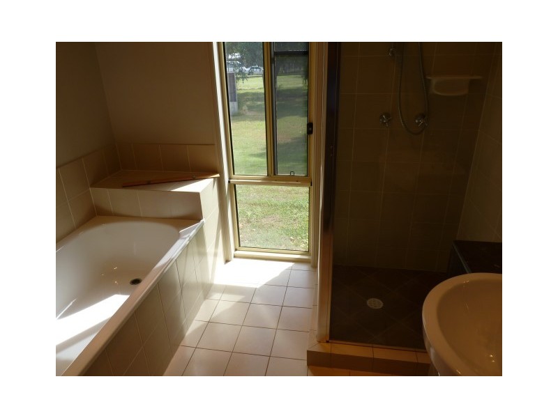 77 Beck Road, Urangan QLD 4655