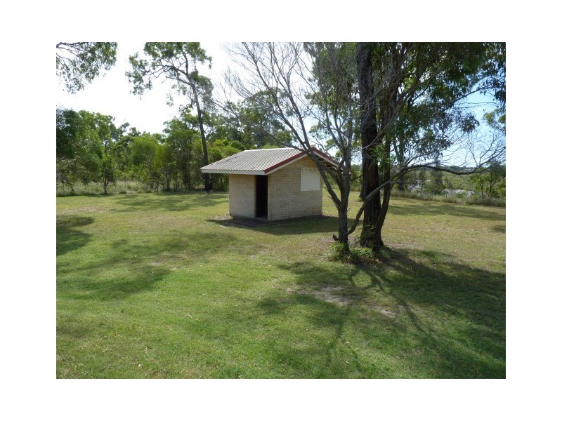 77 Beck Road, Urangan QLD 4655
