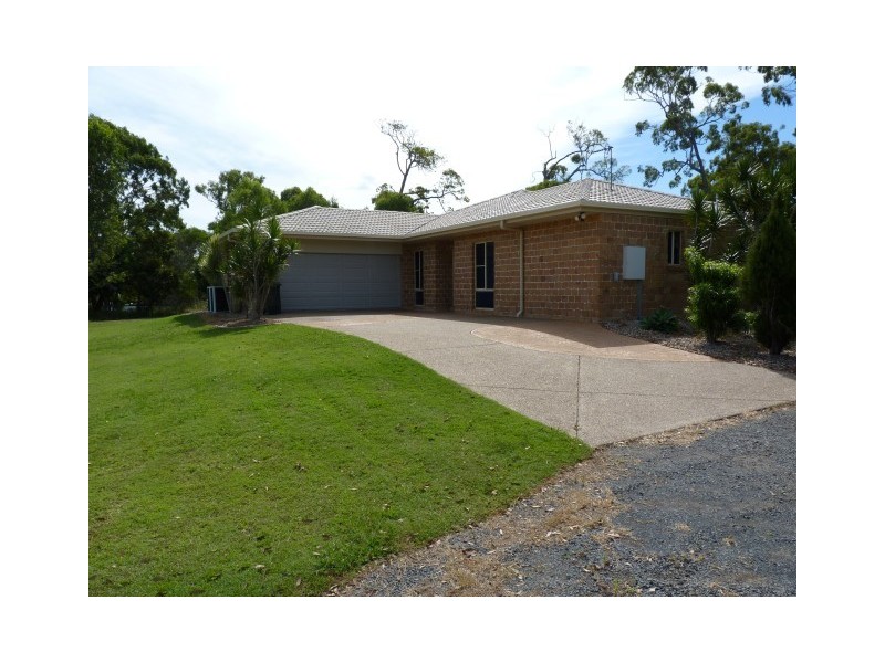 77 Beck Road, Urangan QLD 4655