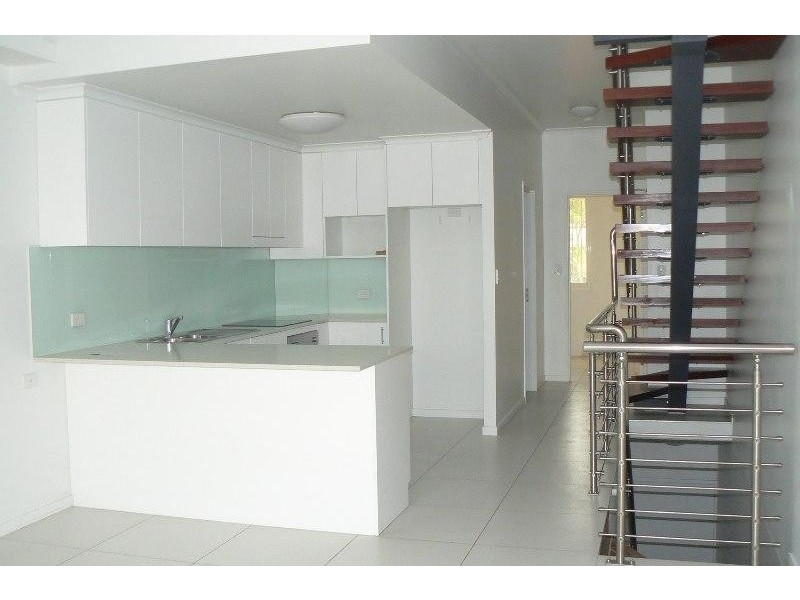 3/13-19 Hythe Street, Pialba QLD 4655