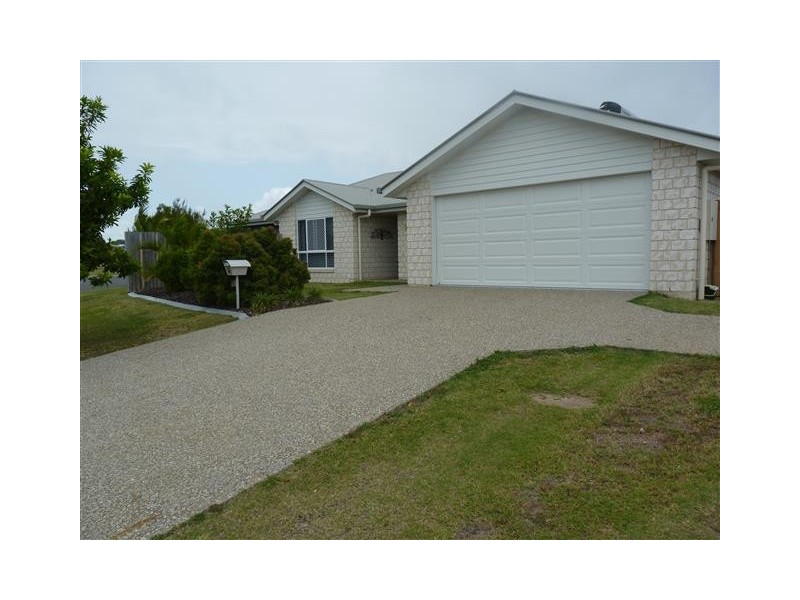 2 Cambridge Way, Urraween QLD 4655