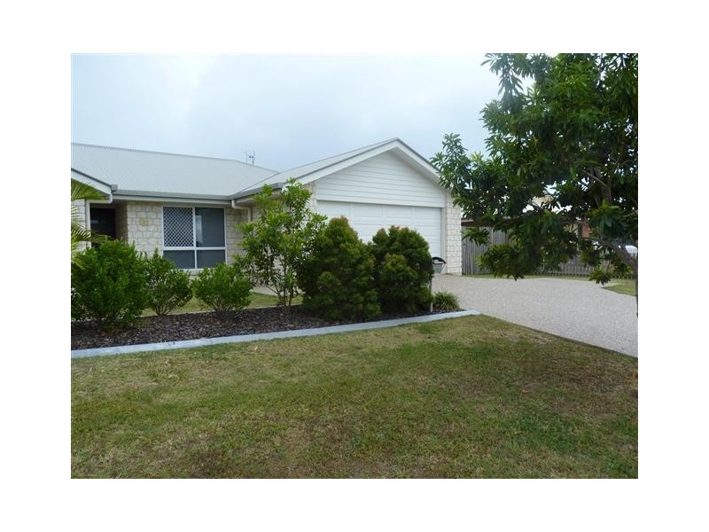 2 Cambridge Way, Urraween QLD 4655