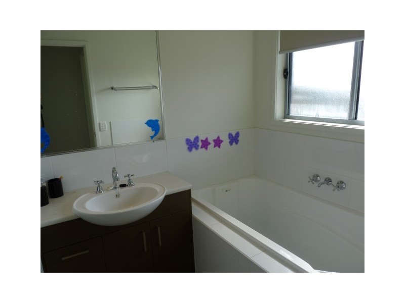 170/230 Pulgul Street, Urangan QLD 4655