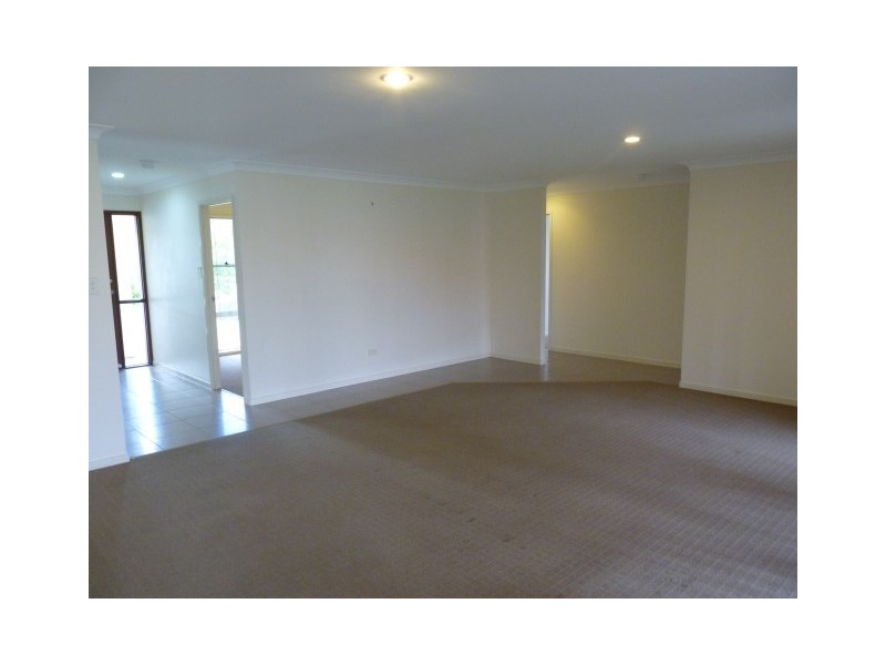 78 Wattle Street, Point Vernon QLD 4655