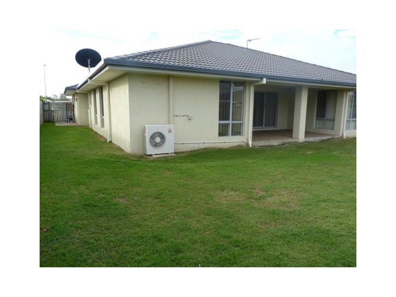 78 Wattle Street, Point Vernon QLD 4655