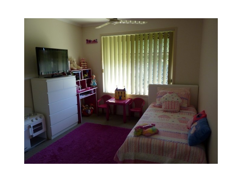 18 Joselyn Drive, Point Vernon QLD 4655