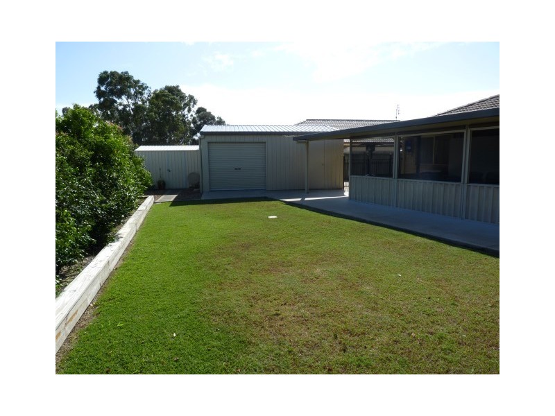 18 Joselyn Drive, Point Vernon QLD 4655