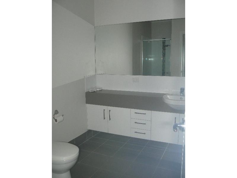 8/185 Torquay Road, Scarness QLD 4655