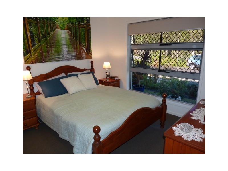 12 Roebuck Street, Urraween QLD 4655