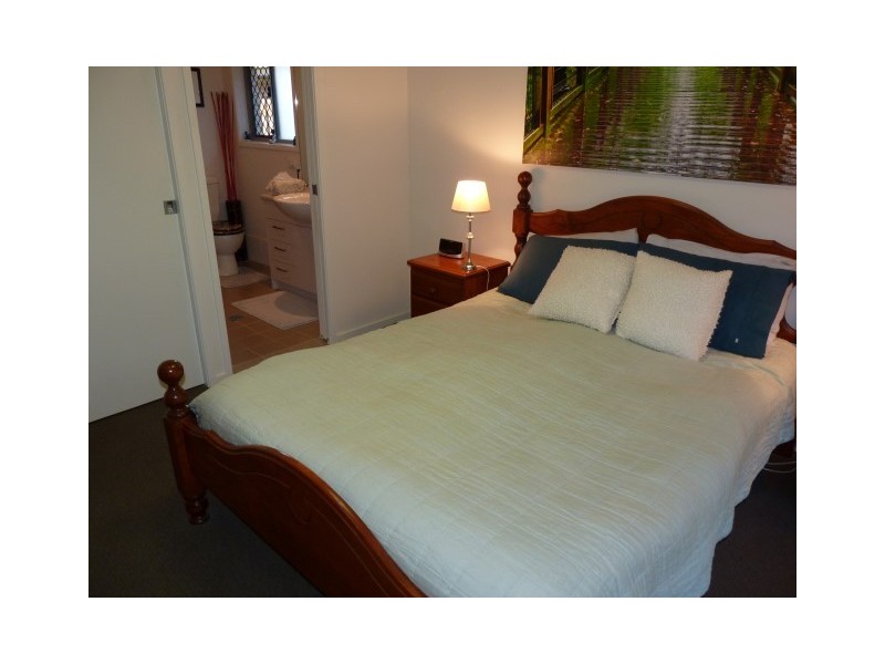 12 Roebuck Street, Urraween QLD 4655