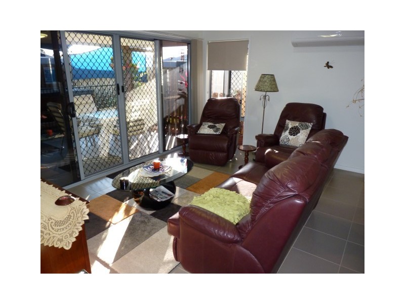 12 Roebuck Street, Urraween QLD 4655