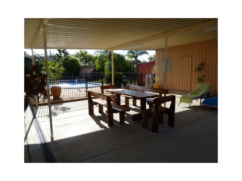 40 Ladbroke Cresent, Urangan QLD 4655