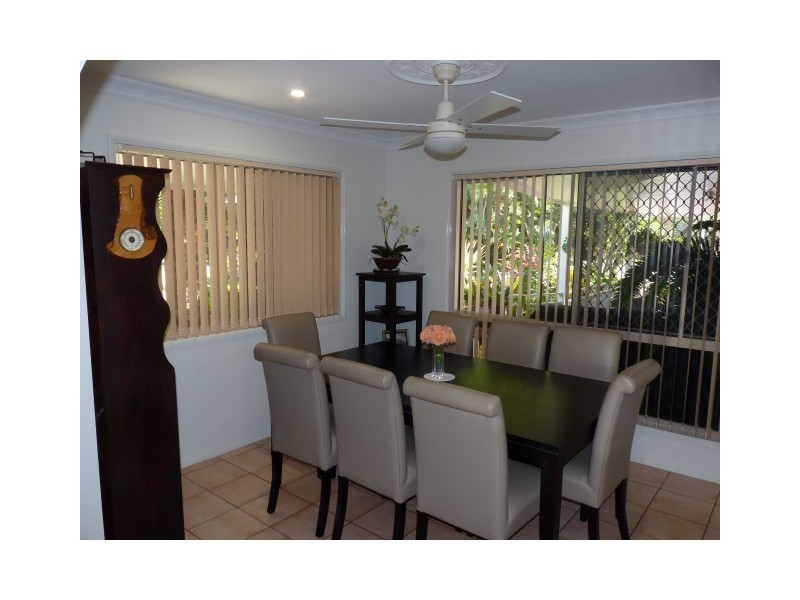 40 Ladbroke Cresent, Urangan QLD 4655