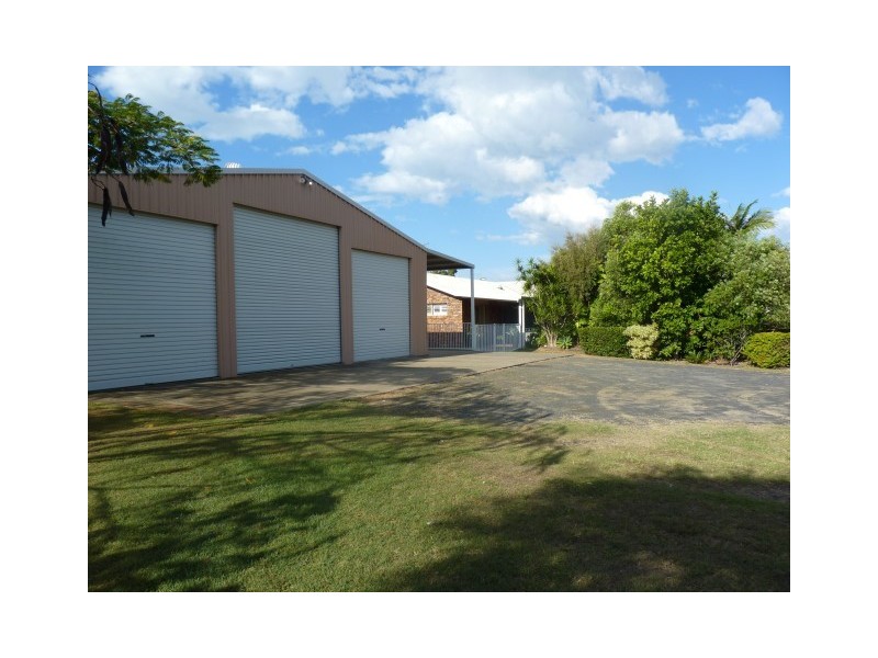 40 Ladbroke Cresent, Urangan QLD 4655