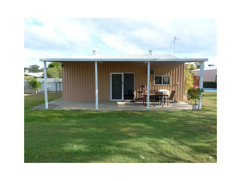 40 Ladbroke Cresent, Urangan QLD 4655
