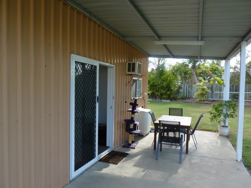 40 Ladbroke Cresent, Urangan QLD 4655