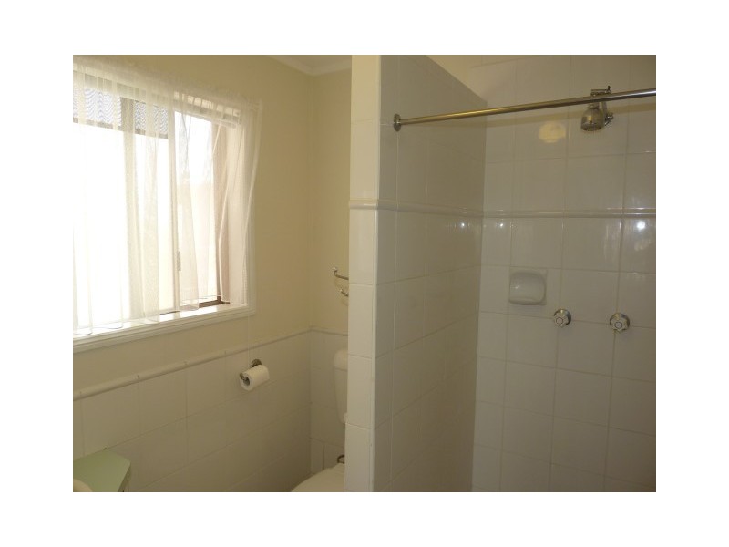 40 Ladbroke Cresent, Urangan QLD 4655