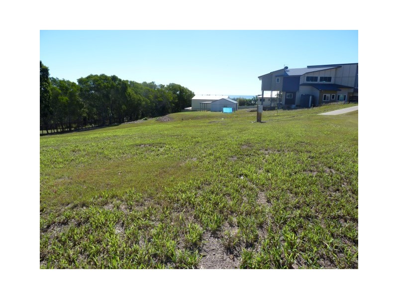 32 Highview Drive, Craignish QLD 4655